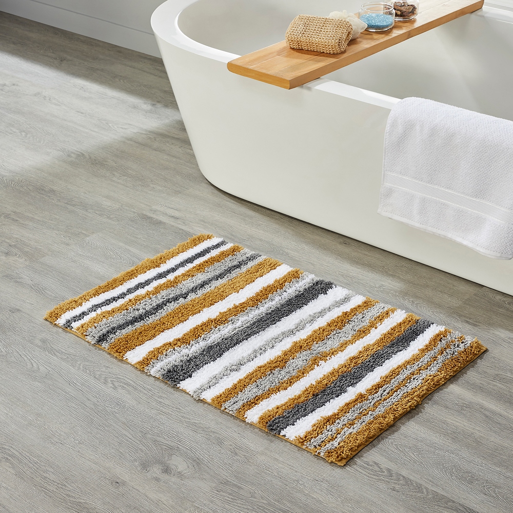 Gold bath towels 2025 and rugs to match